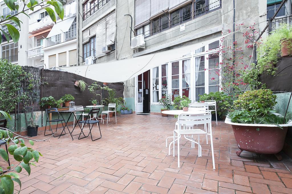 Apartamento Diagonal Барселона Екстериор снимка