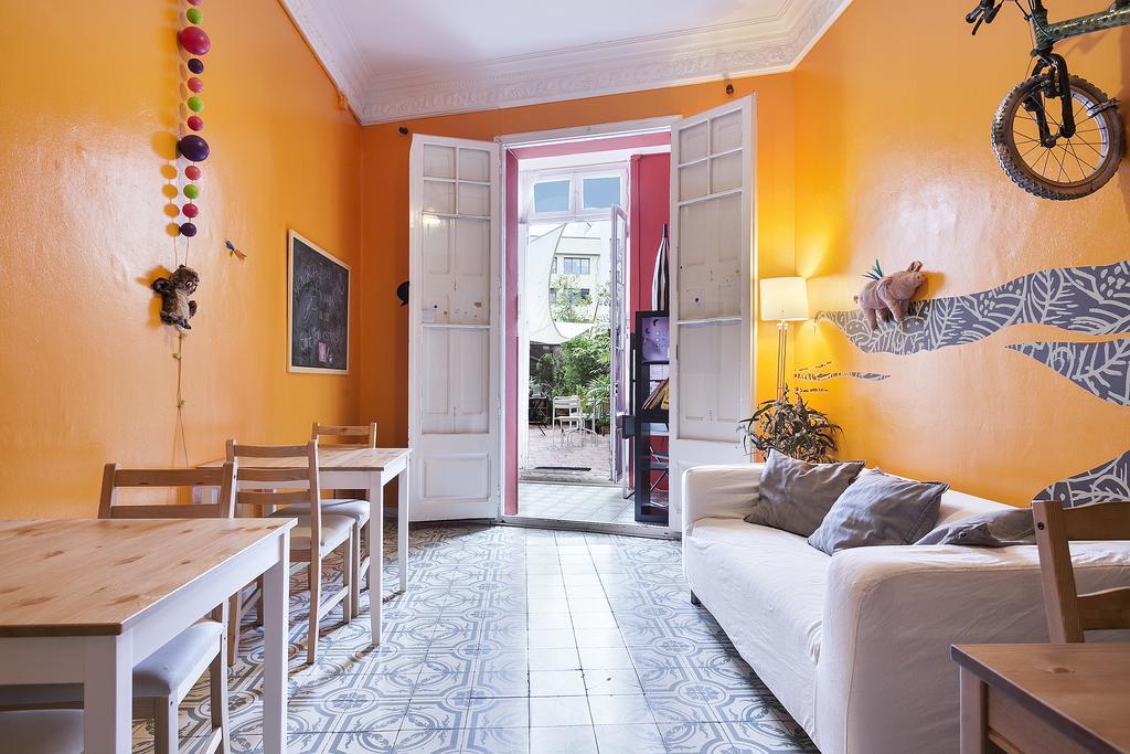 Apartamento Diagonal Барселона Екстериор снимка