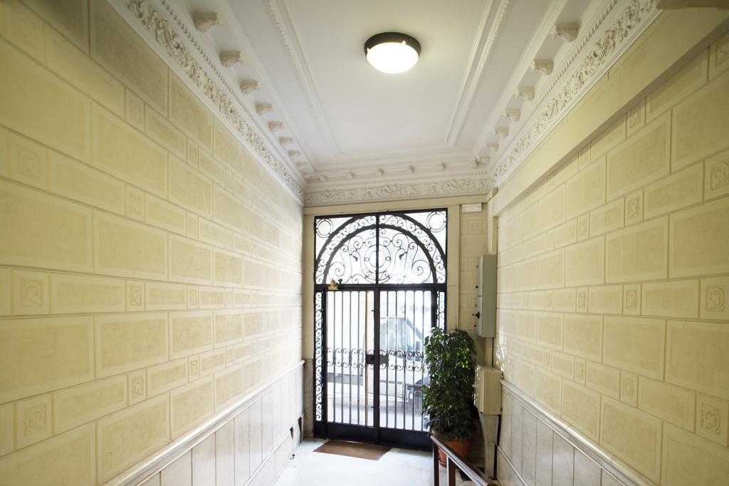 Apartamento Diagonal Барселона Екстериор снимка