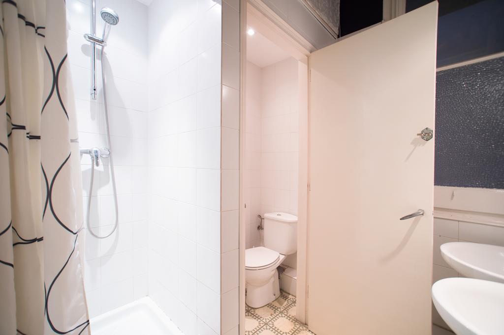Apartamento Diagonal Барселона Екстериор снимка