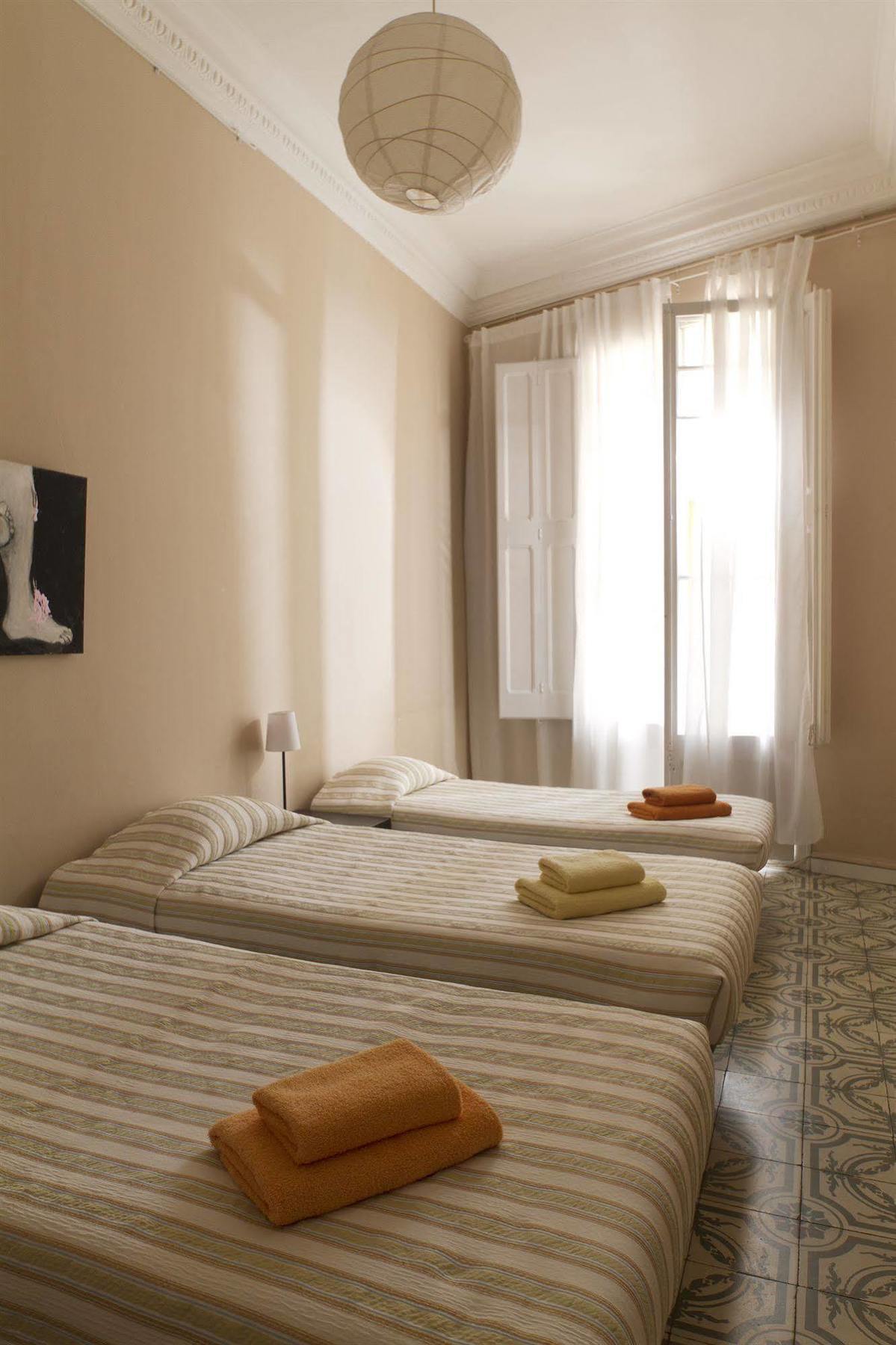 Apartamento Diagonal Барселона Екстериор снимка